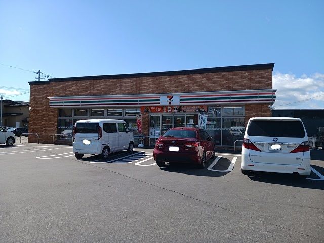 コンビニ　セブンイレブン緑東大橋店（コンビニ）まで140m