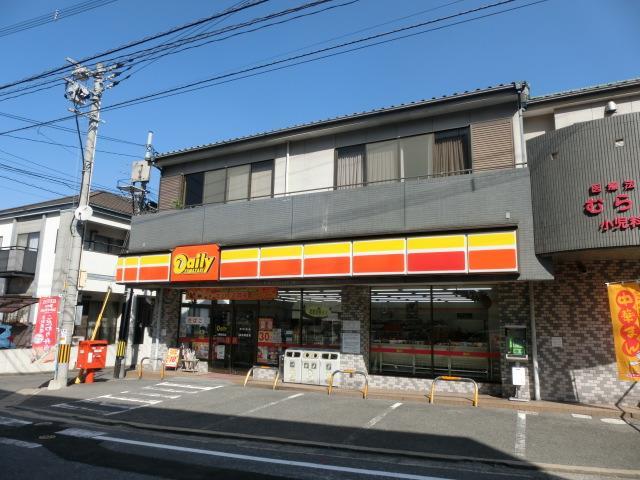 コンビニ　デイリーヤマザキ八幡枝光店・わきぞの（コンビニ）まで124m