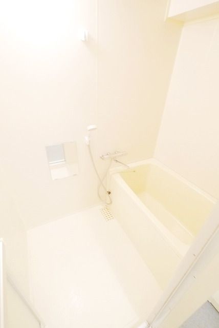 バス・シャワールーム　バスルーム