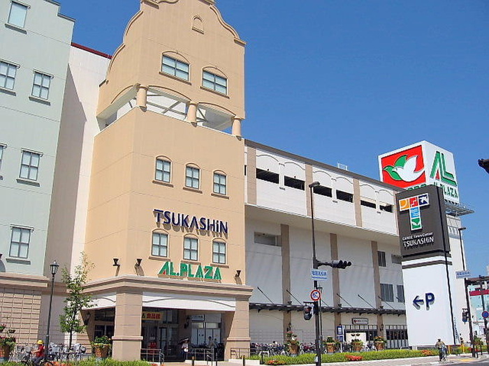 ショッピングセンター　つかしん（ショッピングセンター）まで730m