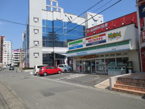 コンビニ　ファミリーマート 別府浜町店（コンビニ）まで754m