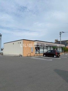 コンビニ　セブンイレブン 今治郷六ヶ内町2丁目店（コンビニ）まで550m