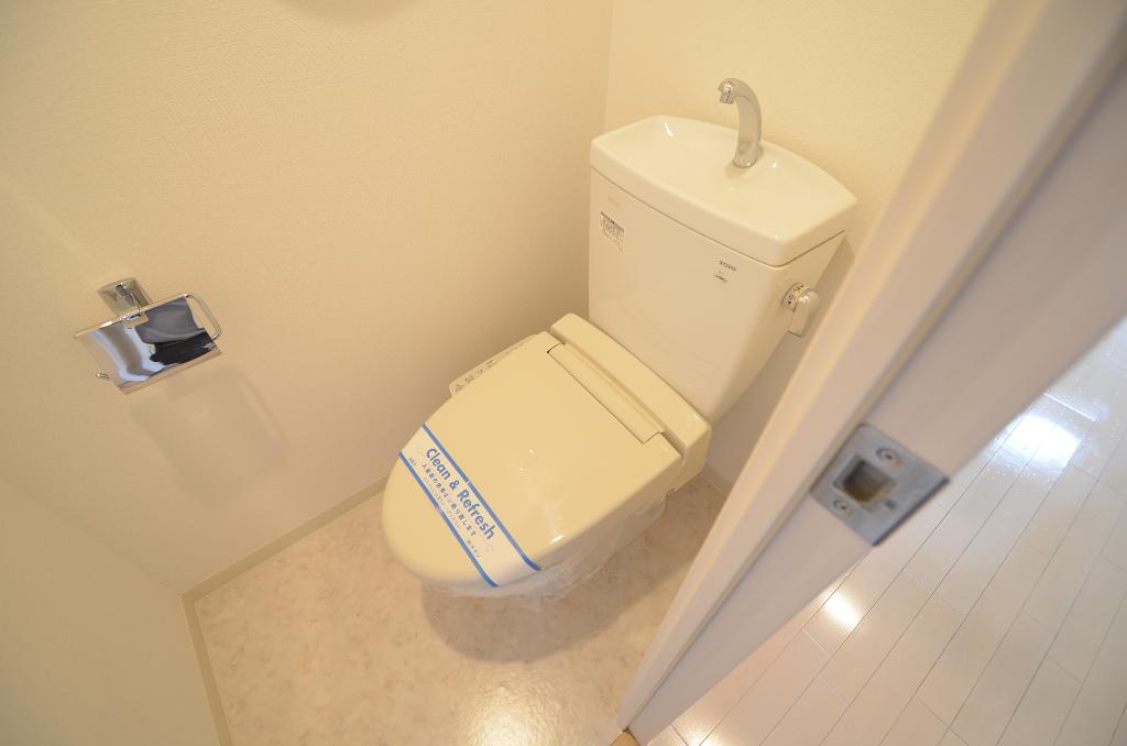 トイレ　シャワー付トイレ