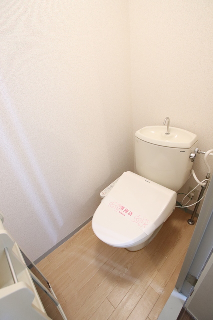 トイレ　洗浄便座は設備ではありません