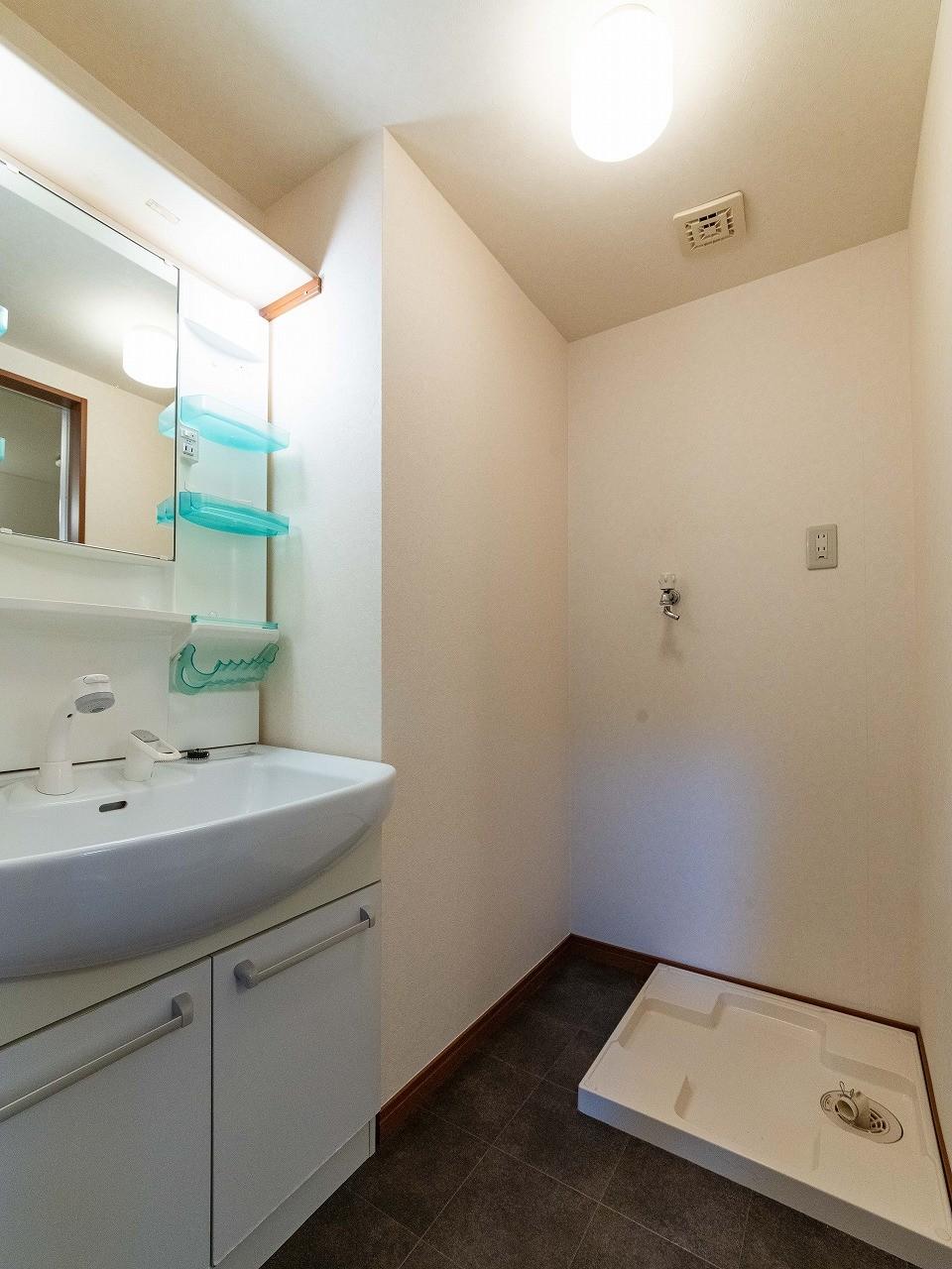 洗面設備　独立洗面台