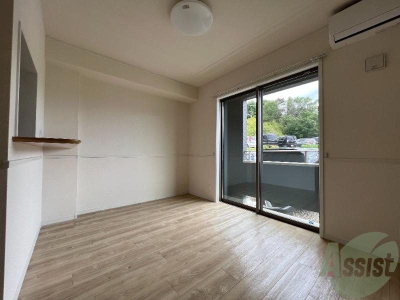 居室・リビング　ＬＤＫなので広々としていて開放感がありますね。