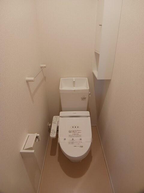 洗面設備　温水洗浄便座