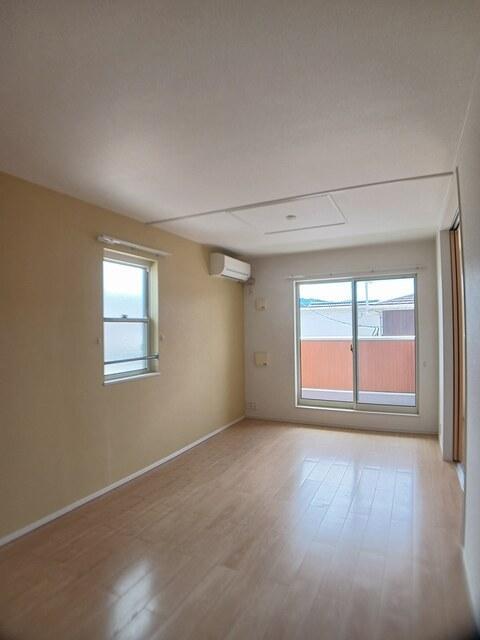 居室・リビング　居室