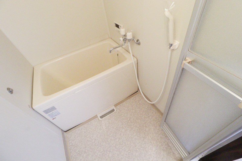 バス・シャワールーム　図面と現状に相違がある場合には現状を優先