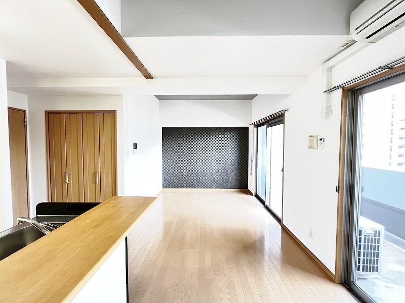 居室・リビング　★LDK13帖★