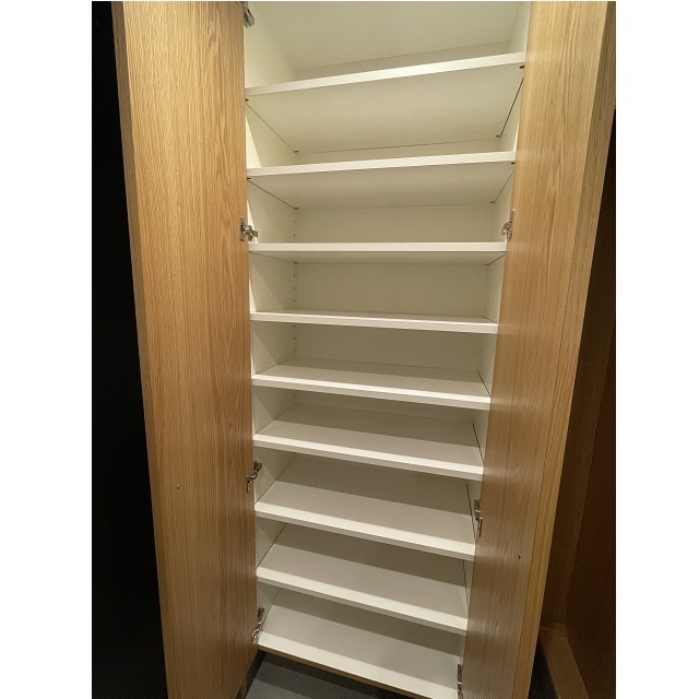 収納　シューズボックス