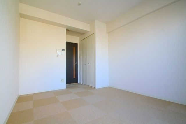 居室・リビング　ヴィヴィッド京橋　大阪市城東区鴫野西　1K