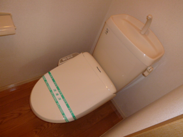 トイレ　シャワー付きトイレ