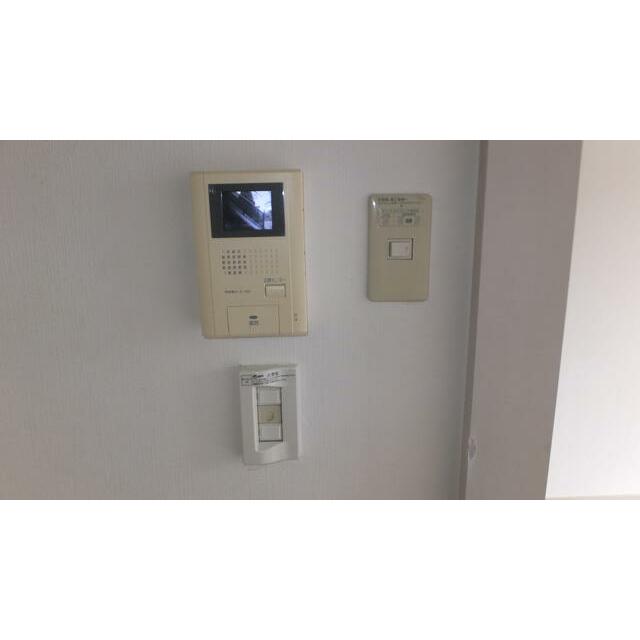 セキュリティ　モニター付きインターホンです