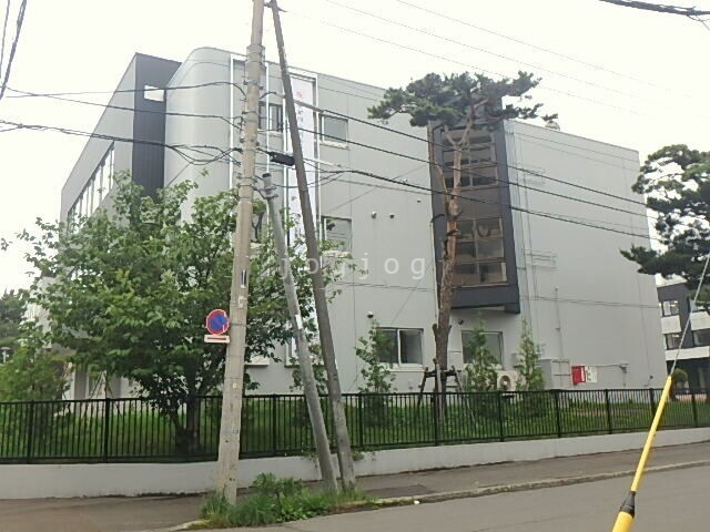 高校・高専　札幌第一高等学校（高校・高専）まで2410m