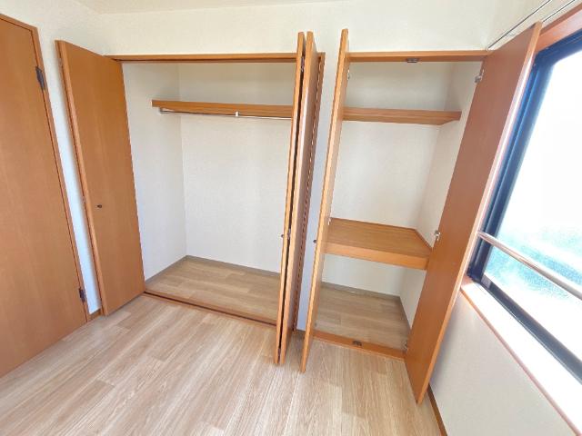 収納　北洋室収納