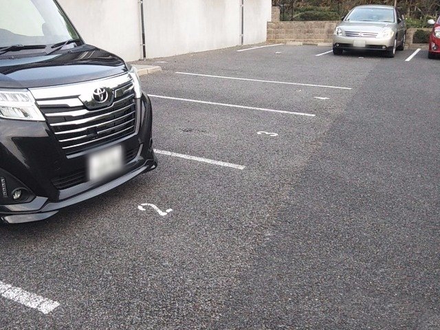 駐車場　駐車場