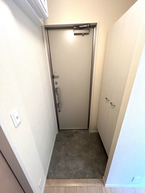 玄関　すっきりシンプルな玄関スペースです！