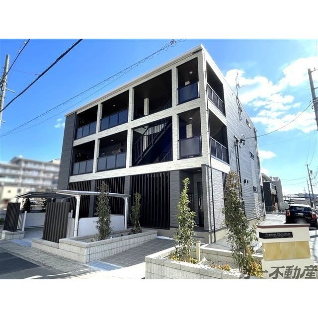 エントランス　建物外観