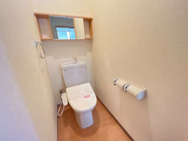 トイレ　シャワー付トイレ
