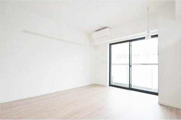 居室・リビング　【白基調のきれいな内装♪】駅近、人気の広め1Kおすすめ！