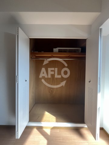 収納　ノルデンハイムリバーサイド十三　クローゼット