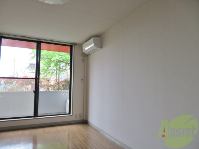 その他設備　ちゃんとエアコンもついているので、安心してくださいね。