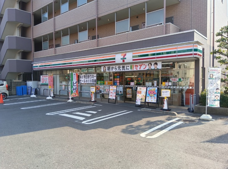 コンビニ　セブンイレブン板橋南常盤台1丁目店（コンビニ）まで71m