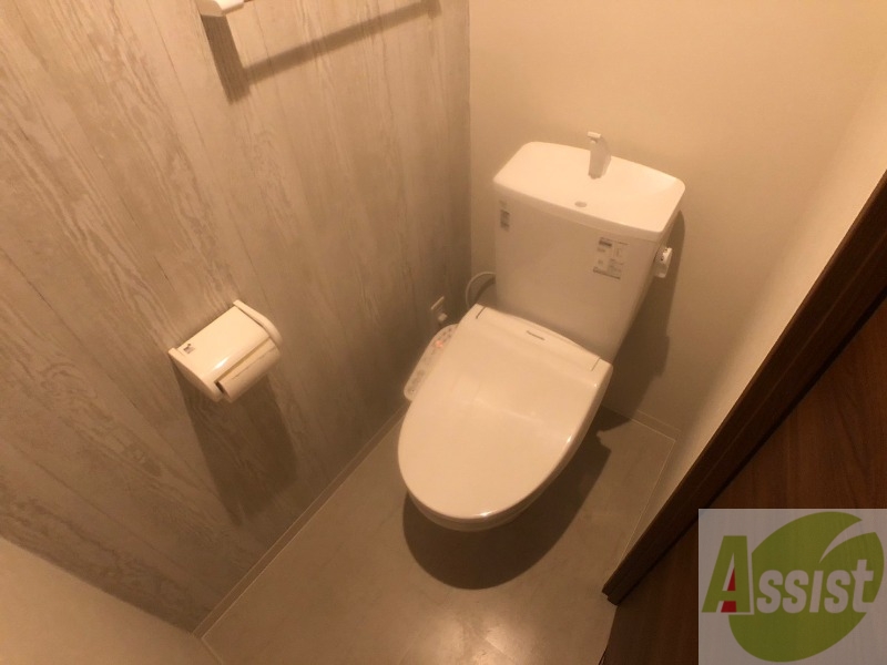 トイレ　トイレです。ウォシュレット付を探している方、おすすめです。