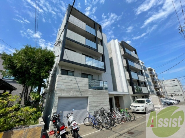 建物外観　札幌市東区北１８条東「ＬＩＩＳＡ北大ＥＡＳＴ」