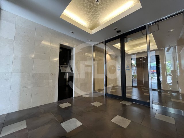 ロビー　コスモプレミアムベイ大阪　ロビー