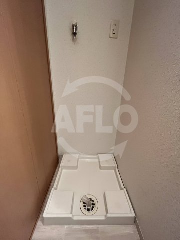 その他設備　コスモプレミアムベイ大阪　室内洗濯機置き場