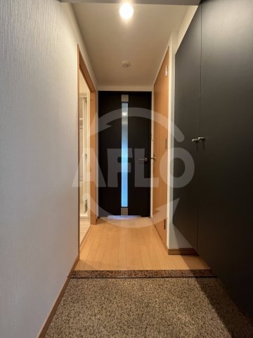 玄関　コスモプレミアムベイ大阪　玄関