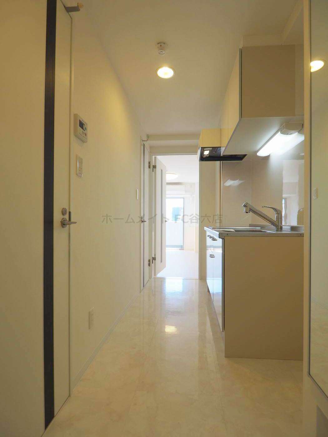 玄関　エグゼ大阪城東