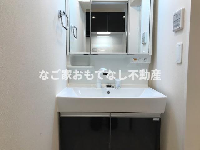 洗面設備　※写真は別号室