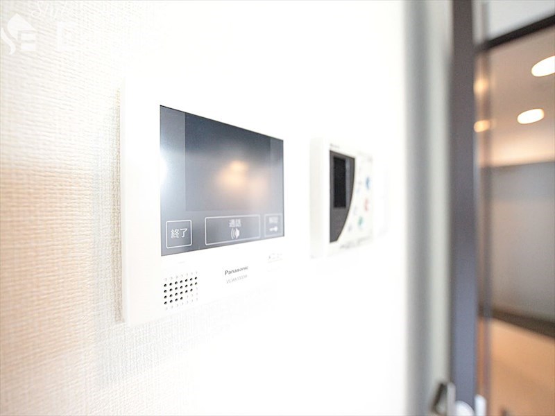 セキュリティ　モニター付きインターホン