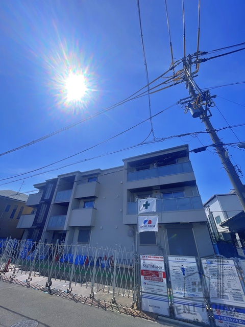 建物外観　外観（建設中）