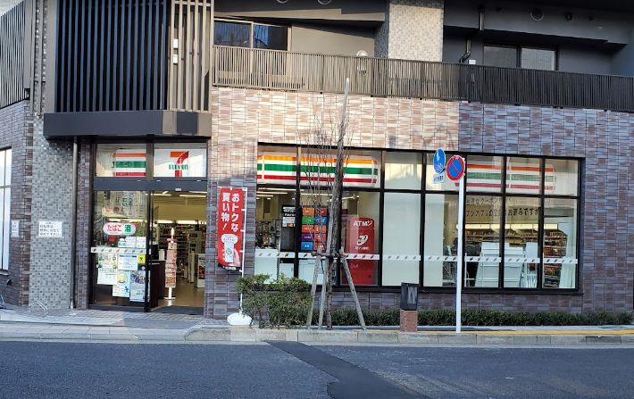 コンビニ　セブンイレブン押上駅前店（コンビニ）まで17m