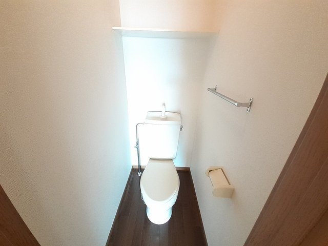 トイレ　トイレもきれいです