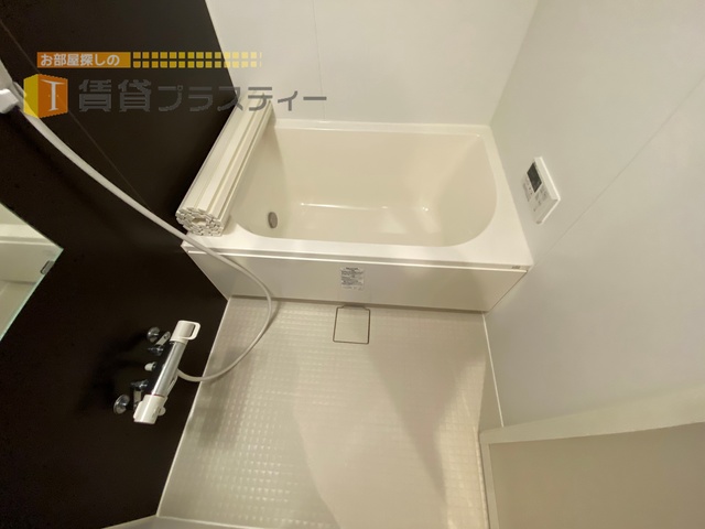 バス・シャワールーム　ゆったりとバスタイム。