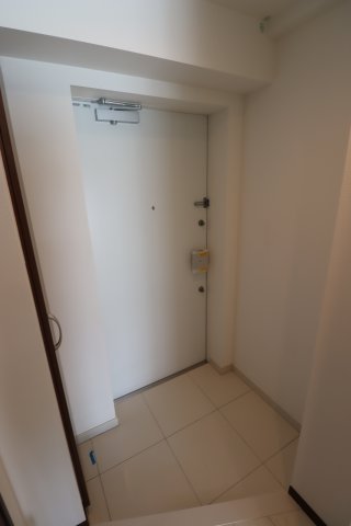 玄関　収納もある玄関です