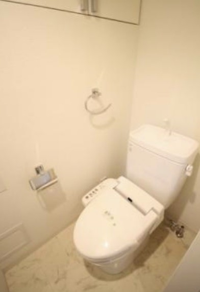 トイレ　別部屋参考写真