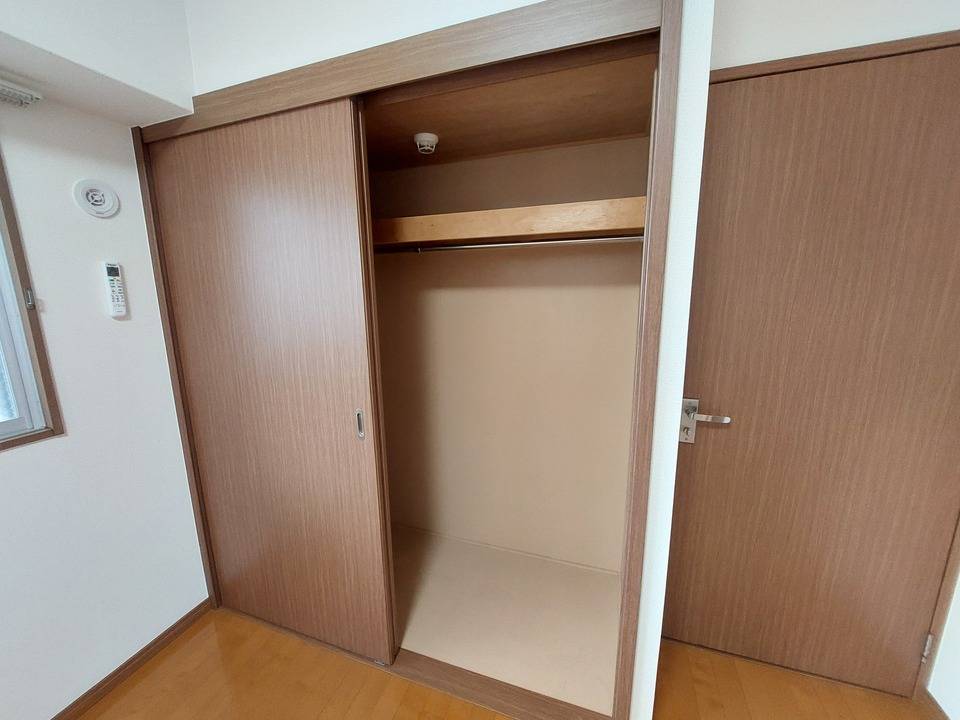 収納　クローゼット