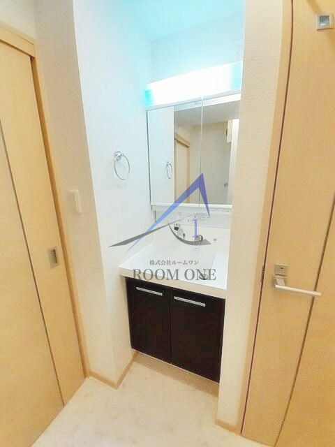洗面設備　洗面台です。