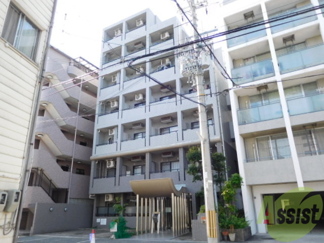 建物外観　タイル張りでとってもきれいな建物です