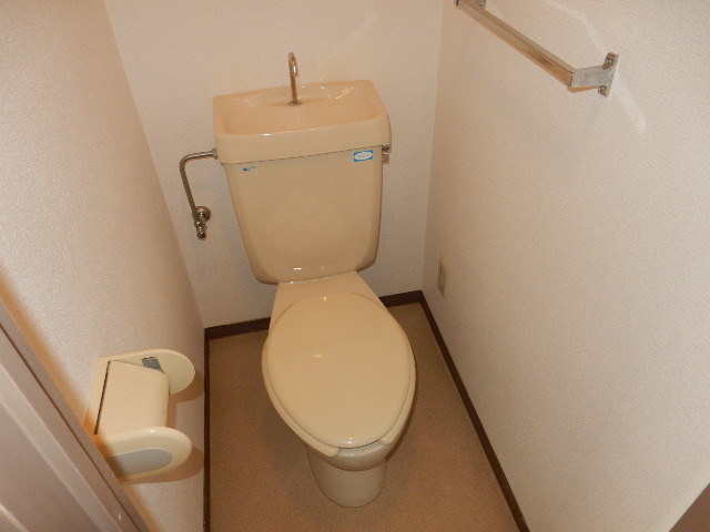 トイレ　トレイです。
