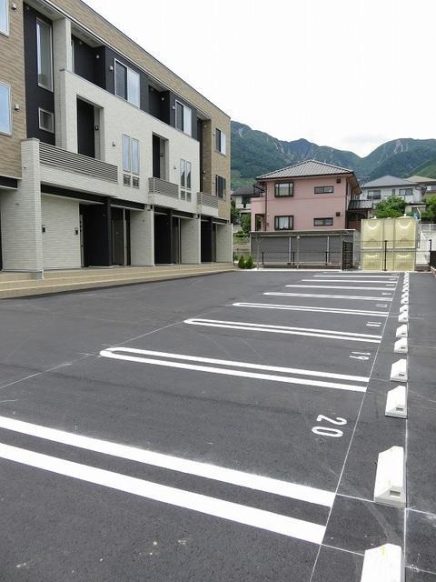 その他設備　駐車場