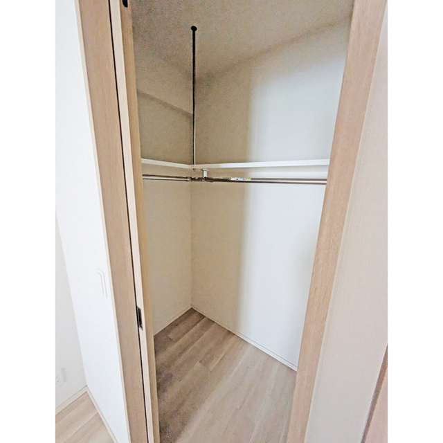 収納　ウォークインクローゼット