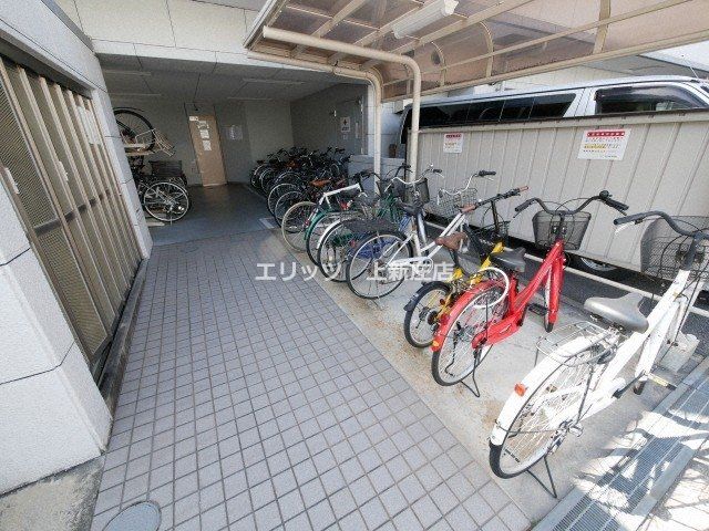 その他共有部分　駐車場