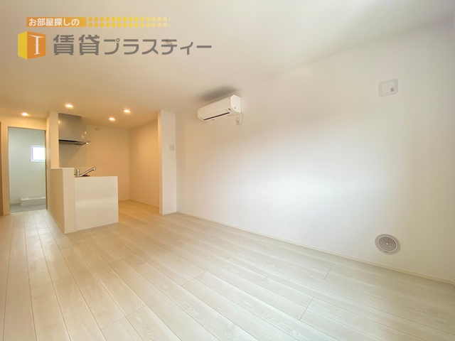 居室・リビング　開放感あふれるリビングです。